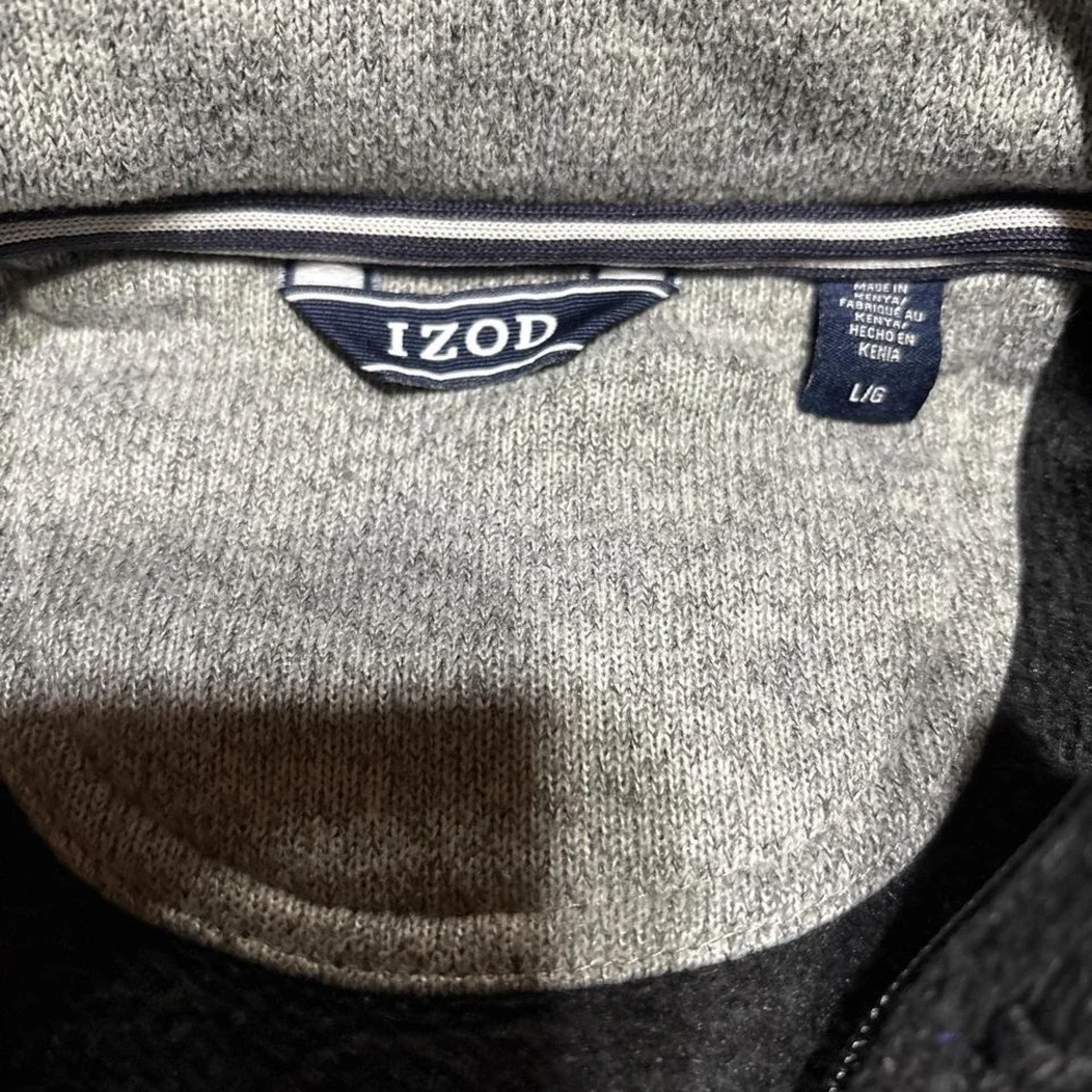 Men's Grey Izod quarter zip sweater Size Large